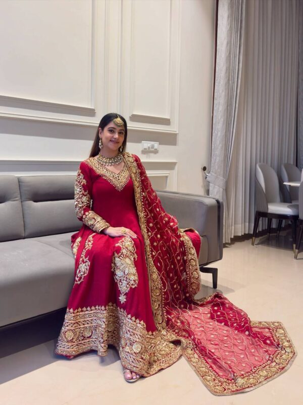 ✨ Step into effortless charm with our exclusive 3-piece set – crafted for comfort, stitched with grace.